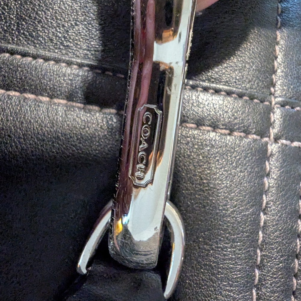 Coach Black Leather Tag with Silver Accents - Picture 4 of 6